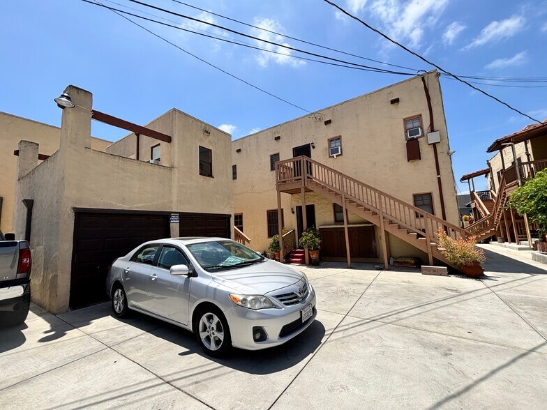 More Photos Of 925 N Lacy St, Santa Ana Apartments For Sale