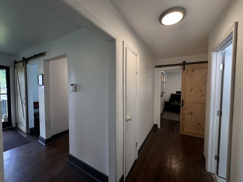 More Photos Of 311 Bluebird Dr, Goodlettsville Office For Lease