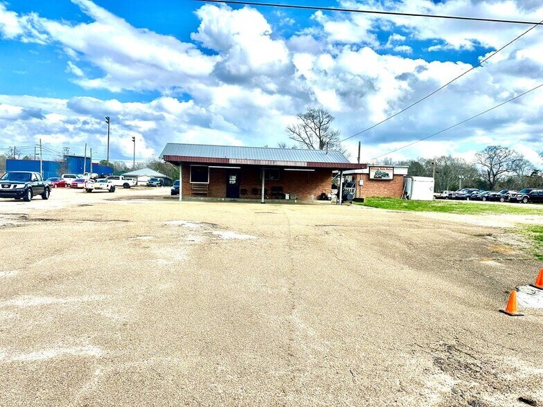 More Photos Of 410 Highway 51, Brookhaven Auto Dealership For Sale