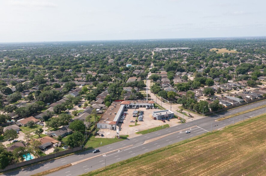More Photos Of 15965 Westheimer Rd, Houston Unknown For Lease