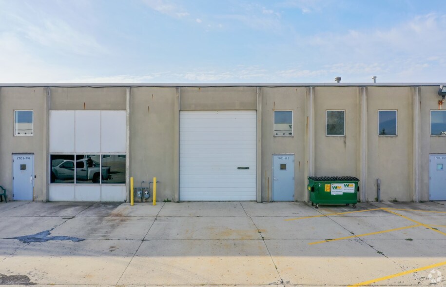 More Photos Of 1701 Quincy Ave, Naperville Light Distribution For Lease