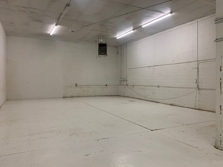 More Photos Of 11450 N Cherokee St, Northglenn Warehouse For Lease