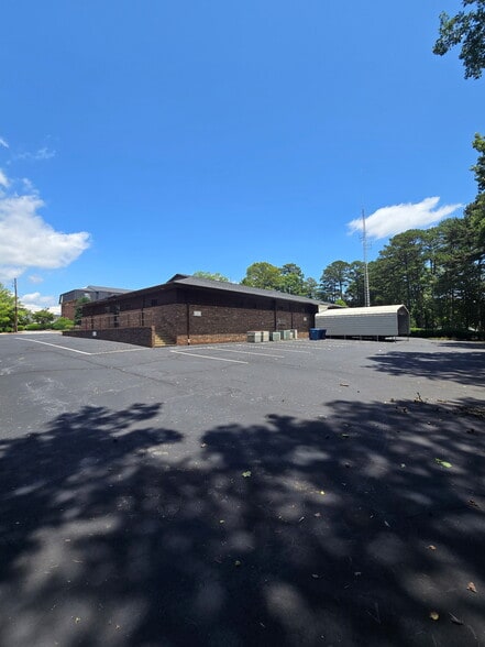 More Photos Of 340 9th Avenue Dr NE, Hickory Medical For Lease