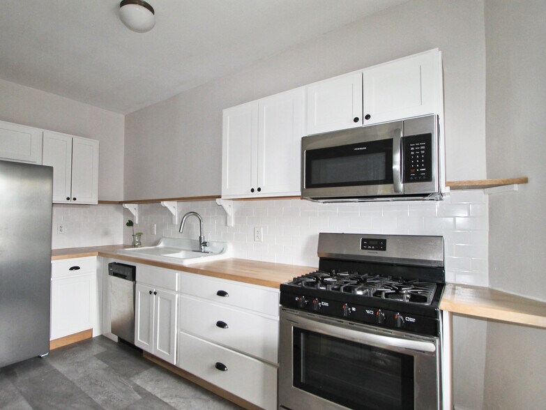 More Photos Of 5313 Baynton St, Philadelphia Apartments For Sale