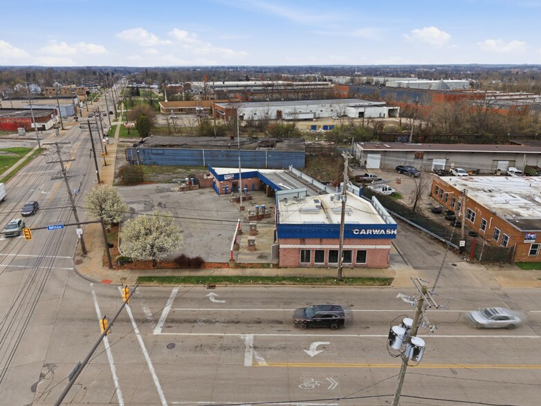 More Photos Of 16436 Miles Rd, Cleveland Carwash For Sale