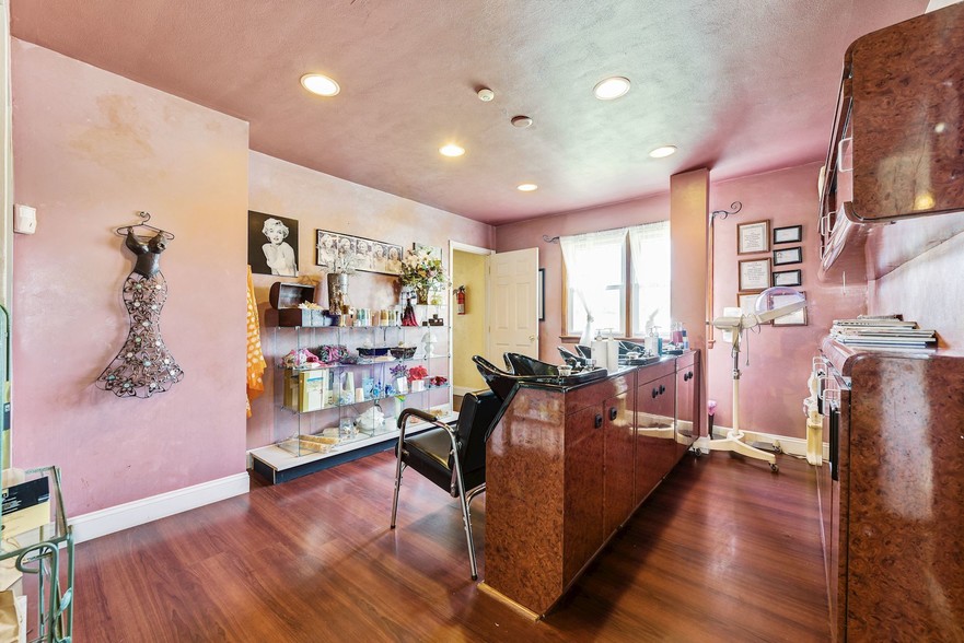 More Photos Of 75 Hartford Rd, Delran Storefront Retail Office For Sale