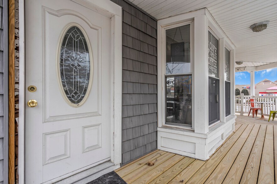 More Photos Of 59 N Main St, Manahawkin Freestanding For Sale