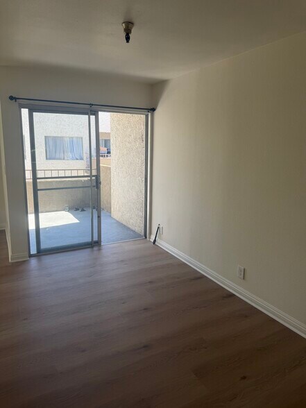 More Photos Of 620 N Mar Vista Ave, Pasadena Apartments For Sale