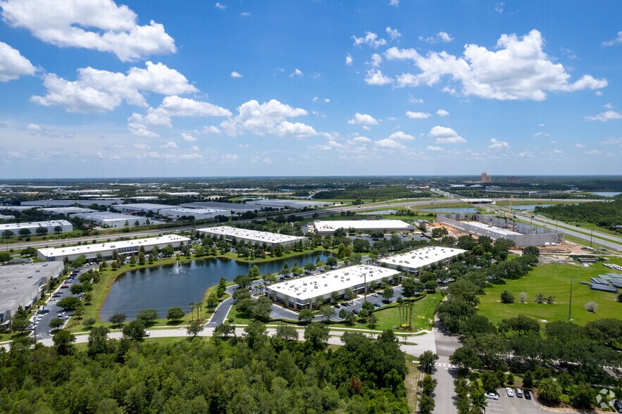 More Photos Of 2405 Commerce Park Dr, Orlando Unknown For Lease