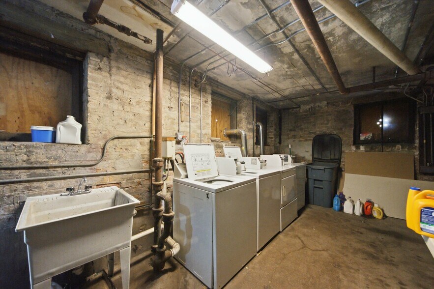 More Photos Of 3605-3607 W Palmer St, Chicago Apartments For Sale