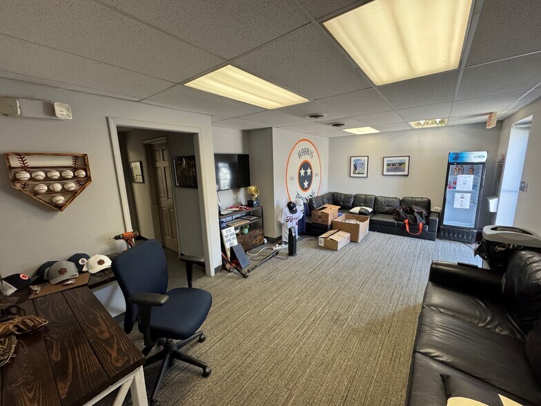 More Photos Of 336 Wilhagan Rd, Nashville Service For Lease