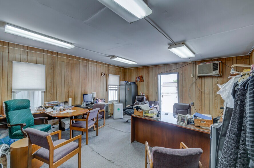 More Photos Of 509 74th St, North Bergen Warehouse For Sale