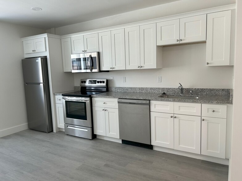 More Photos Of 267 Broadway, Chelsea Apartments For Sale