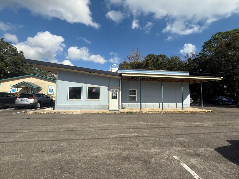 Primary Photo Of 850918 Us-17, Yulee Freestanding For Lease