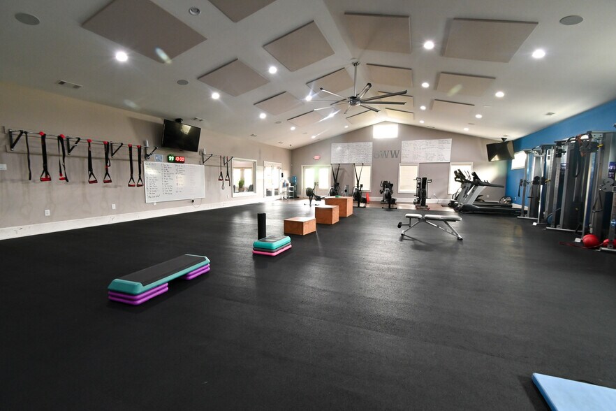 More Photos Of 150 Jw Plaza Dr SE, Calhoun Office For Sale