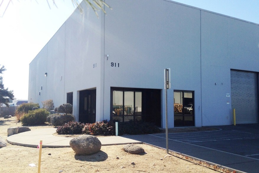 More Photos Of 911 Linda Way, Sparks Warehouse For Lease