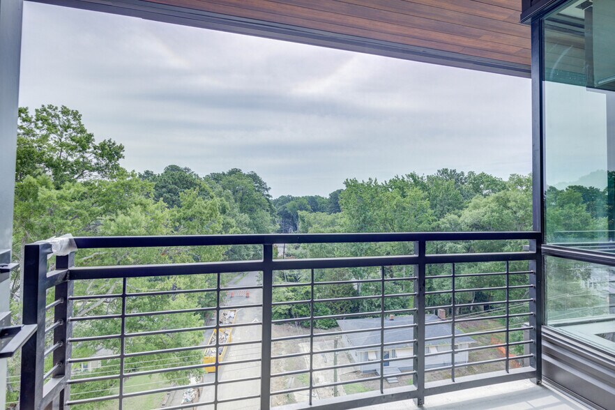 More Photos Of 352 S Walker St, Cary Apartments For Lease