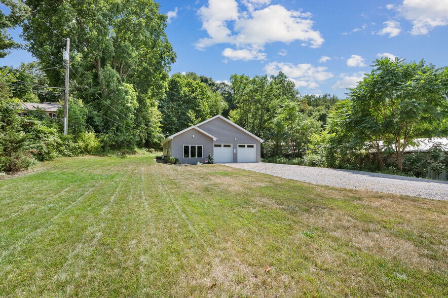 More Photos Of 1230 Stoops Ferry Rd, Coraopolis Flex For Sale