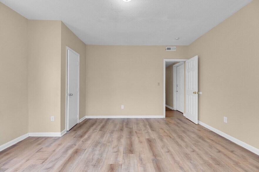 More Photos Of , Waterbury Multifamily For Sale