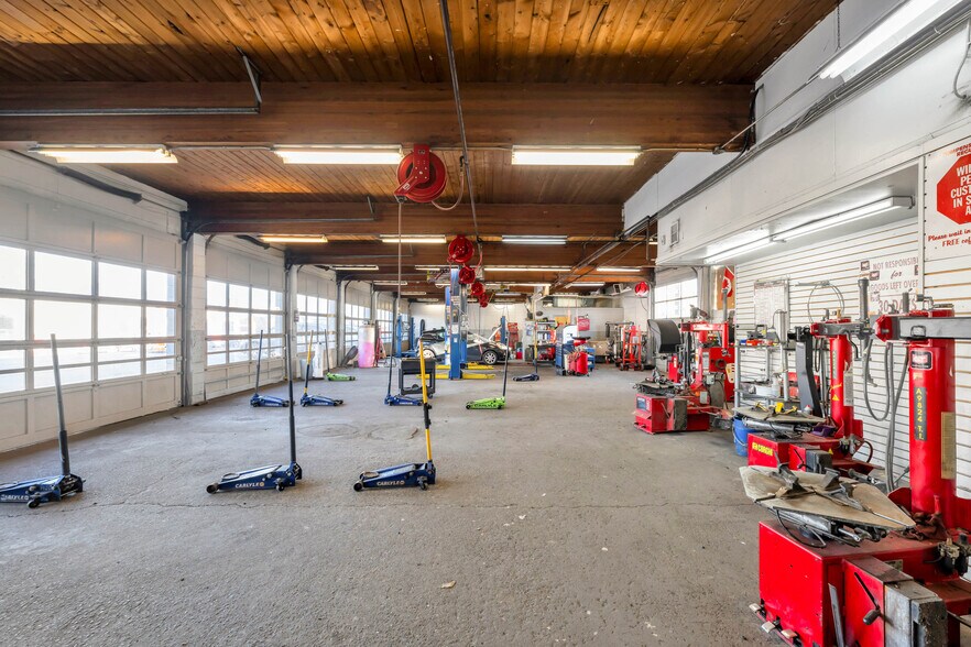 More Photos Of 20010 Industrial Av, Langley Warehouse For Sale