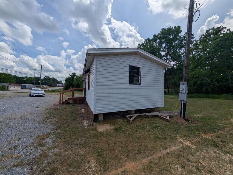 More Photos Of 923 3rd st, Luverne Land For Sale