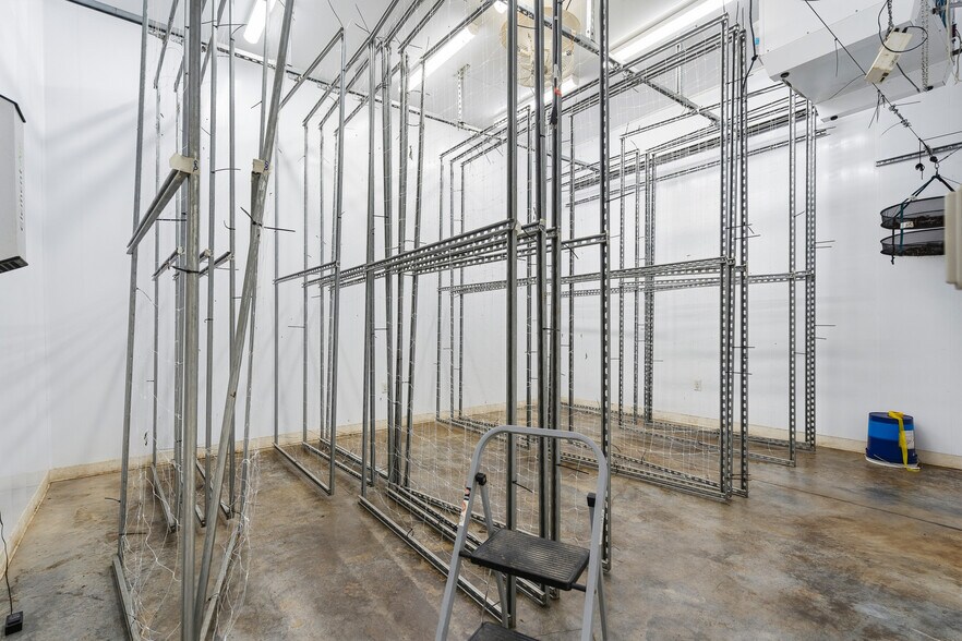 More Photos Of 22900 W Skelly Rd, Haskell Light Manufacturing For Sale