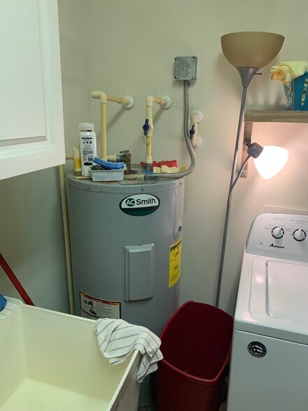 More Photos Of 3830 Williamsburg Park Blvd, Jacksonville Medical For Sale