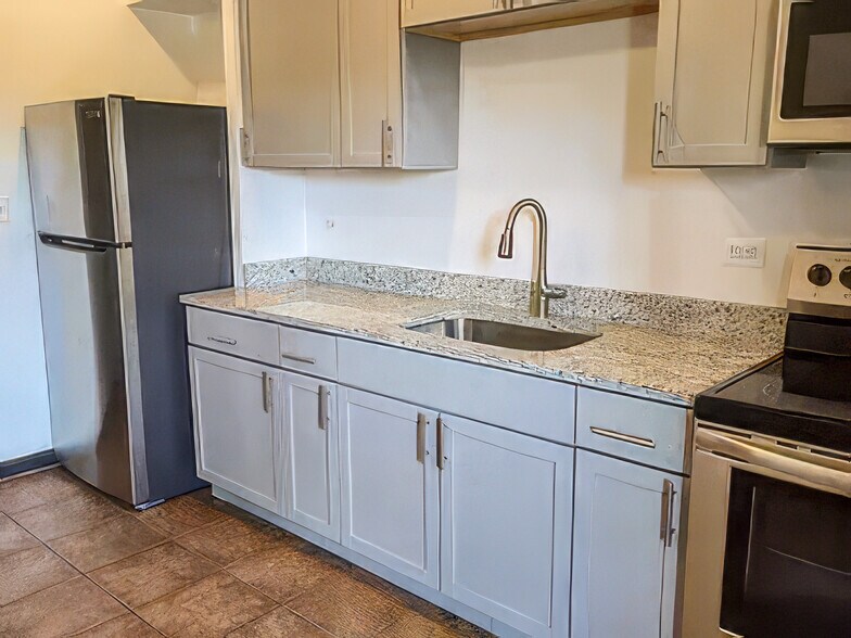 More Photos Of 5609 S Michigan Ave, Chicago Apartments For Sale