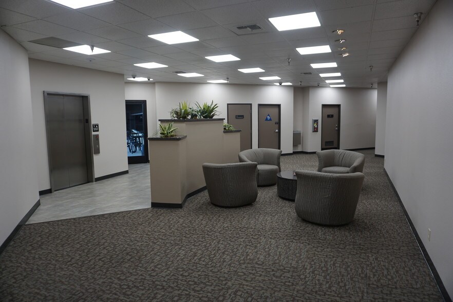 More Photos Of 299 W Foothill Blvd, Upland Medical For Sale