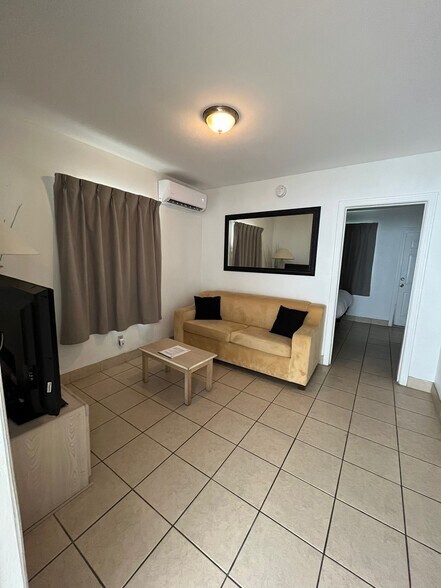 More Photos Of 14711 Gulf Blvd, Madeira Beach Hotel For Sale