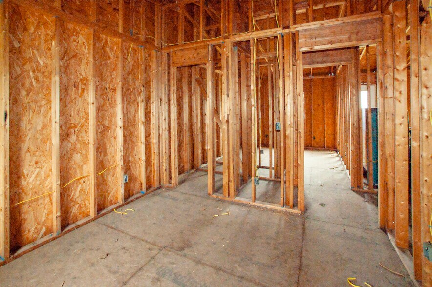 More Photos Of 420 Cherohala Skyway, Tellico Plains General Retail For Sale
