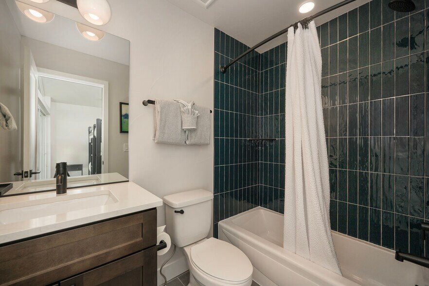 More Photos Of 56-64 Wheeler Rd, Winter Park Apartments For Sale