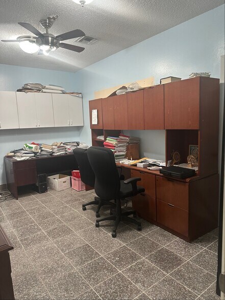 More Photos Of 8191 Southwest Fwy, Houston Medical For Sale