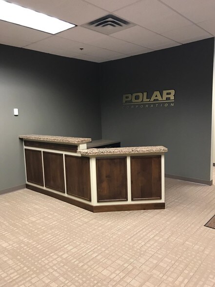 More Photos Of 130 N Cheshire Ln, Minnetonka Office For Lease