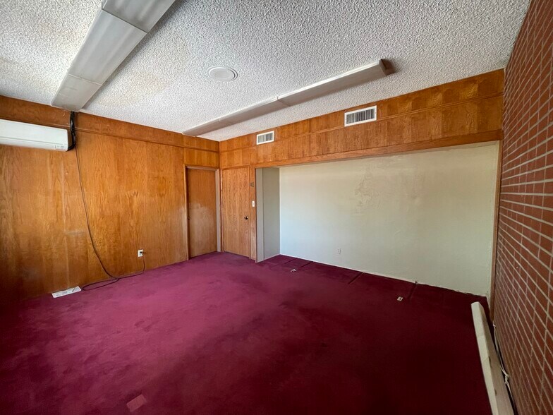 More Photos Of 2485 Huntington Dr, San Marino Office For Lease