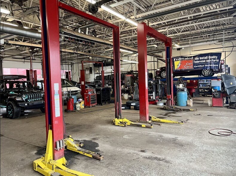 More Photos Of 1244 S Arlington St, Akron Auto Repair For Sale