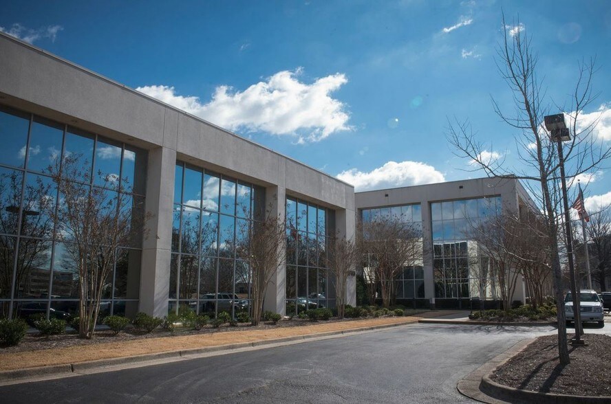 More Photos Of 6700-6703 Odyssey Dr, Huntsville Loft Creative Space For Lease