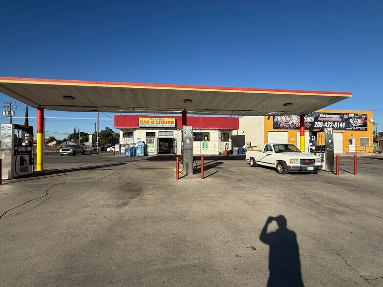 More Photos Of 1541 Crows Landing Rd, Modesto Freestanding For Sale