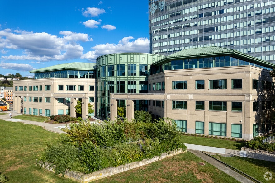 More Photos Of 15 Park Row W, Providence Office For Lease