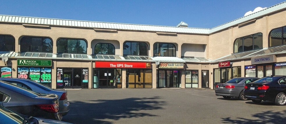 More Photos Of 16625 Redmond Way, Redmond Freestanding For Lease