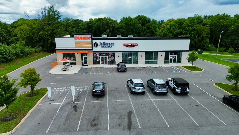 More Photos Of 305 E Broadway Blvd, Jefferson City Storefront Retail Office For Lease