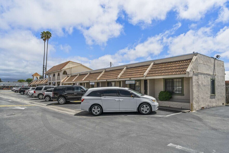 More Photos Of 1283-1287 N Main St, Salinas Storefront Retail Office For Sale