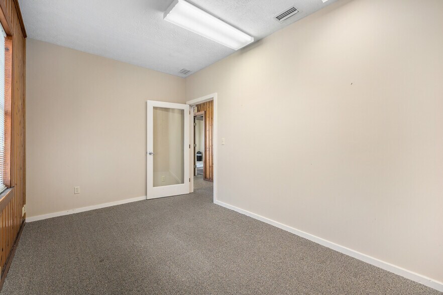 More Photos Of 77 Saragossa St, Saint Augustine Office For Sale