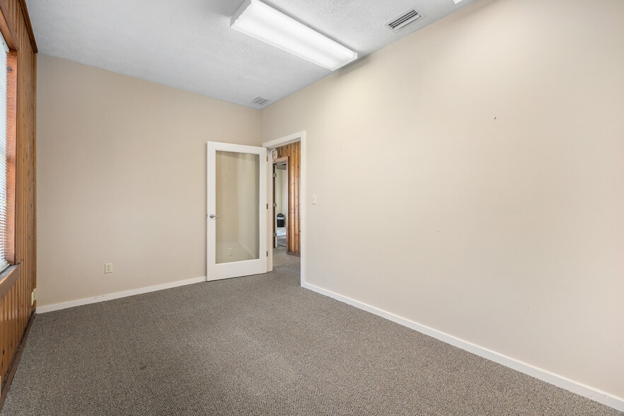 More Photos Of 77 Saragossa St, Saint Augustine Office For Sale