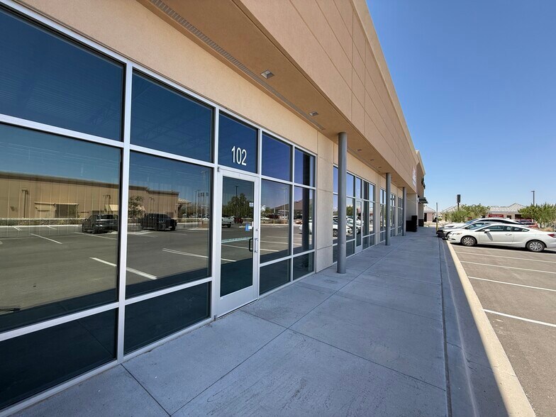 More Photos Of 10970 Ben Crenshaw dr, El Paso Storefront For Lease
