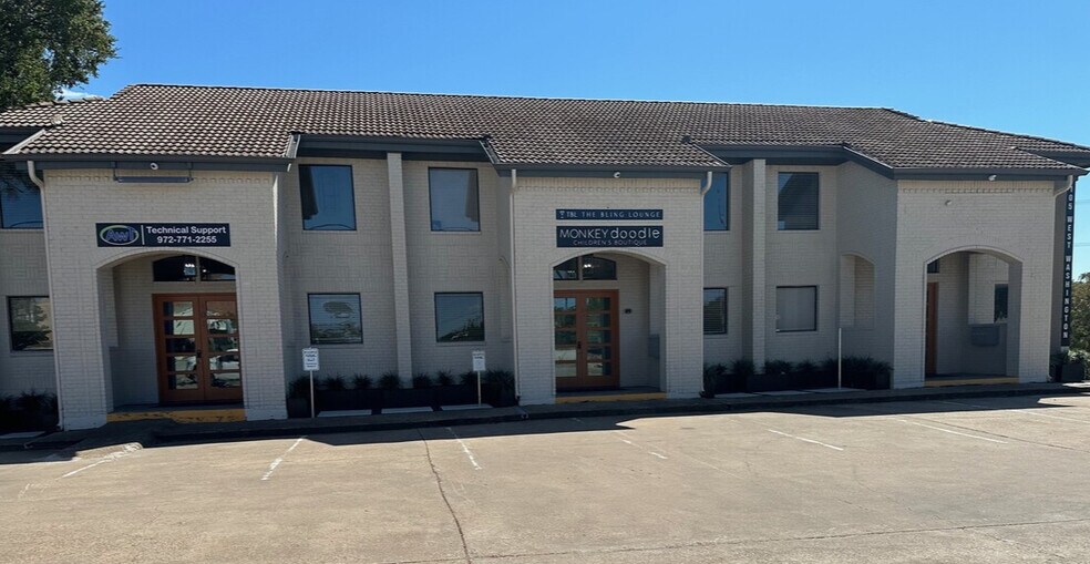 Primary Photo Of 105 W Washington St, Rockwall Medical For Lease