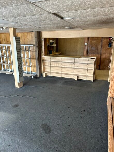 More Photos Of 905 Route 376, Hopewell Junction Storefront For Sale