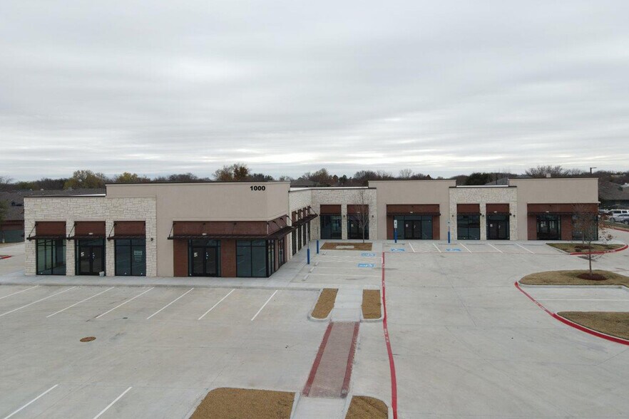 More Photos Of 1000 W Eldorado Pky, Little Elm Freestanding For Lease