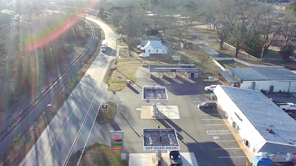 More Photos Of 8665 Maysville Rd, Maysville Self Storage For Sale