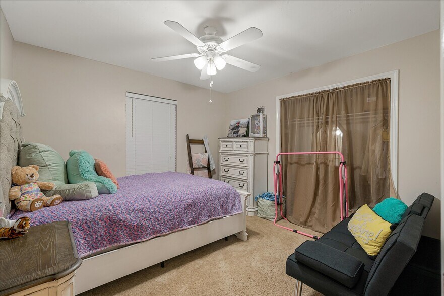 More Photos Of 28323 I-20, Wills Point Restaurant For Sale